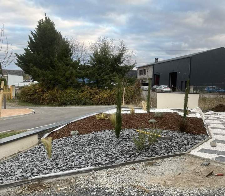 Allée gravillonnée Puy-de-Dôme