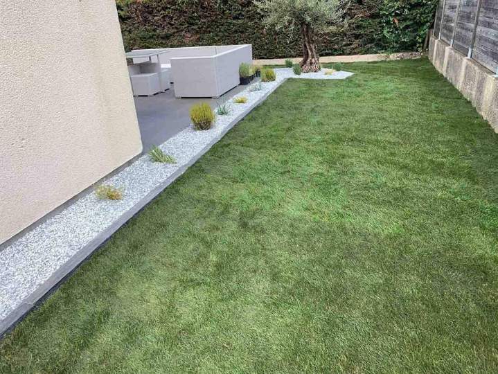 Création d'espaces verts dans la commune de Cébazat<br/>Création d'espaces verts près de Cébazat<br/>Création d'espaces verts à Cébazat
